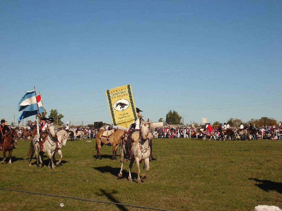 36º FESTIVAL DE JINETEADA Y TRADICIÓN 