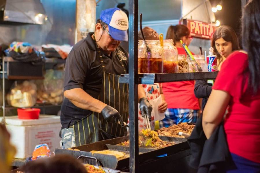 LA PAZ, ¡ENTRE GUSTOS Y SABORES!