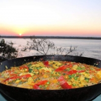 La paella de Río, un clásico de Semana Santa